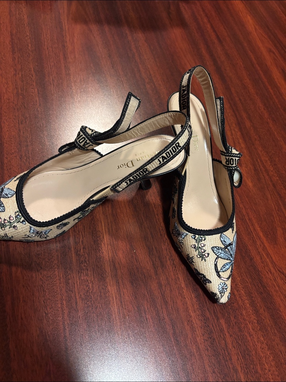 Dior Beige Embroidered Pointed Slingback Heels with Blue Floral Detail - Picture 3 of 6